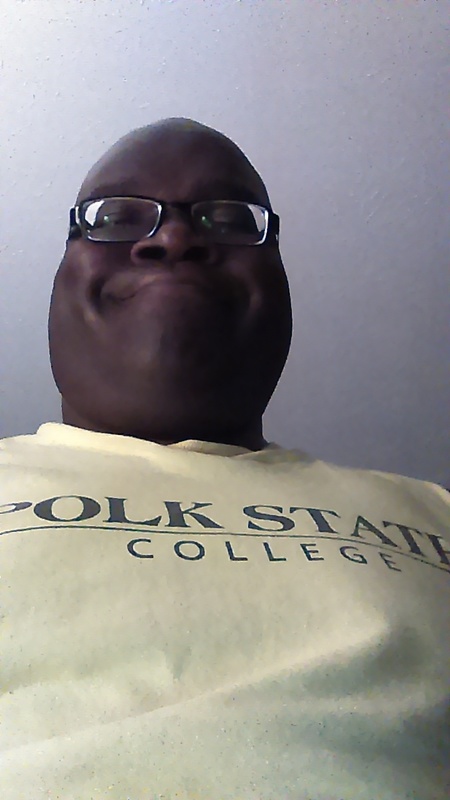 Date this young United States man Teddy from Cleveland US16901