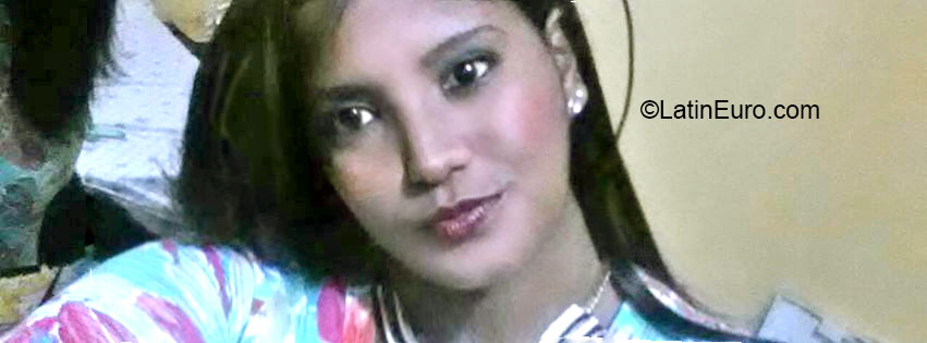 Date this hard body Dominican Republic girl Yafreisy from Santo Domingo DO24578