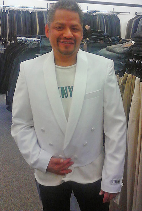 Date this beautiful United States man Damian from Boise US17630