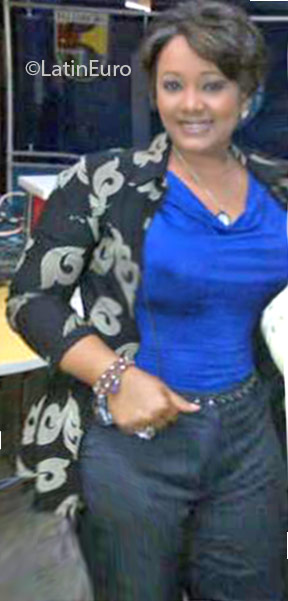 Date this nice looking Dominican Republic girl Kasbly from Santo Domingo DO24679