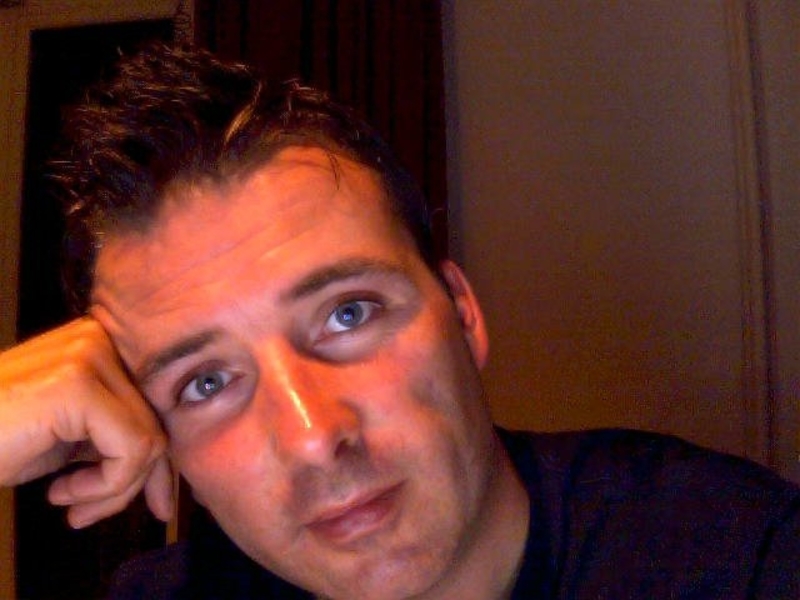 Date this georgeous Colombia man Marki from Cali CO18576