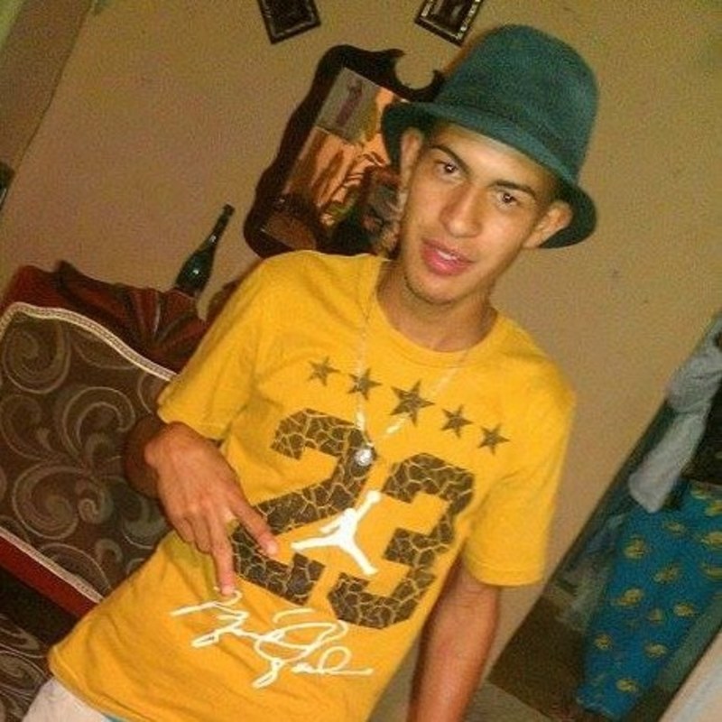 Date this young Dominican Republic man Fransis dejesus from Santiago DO24774