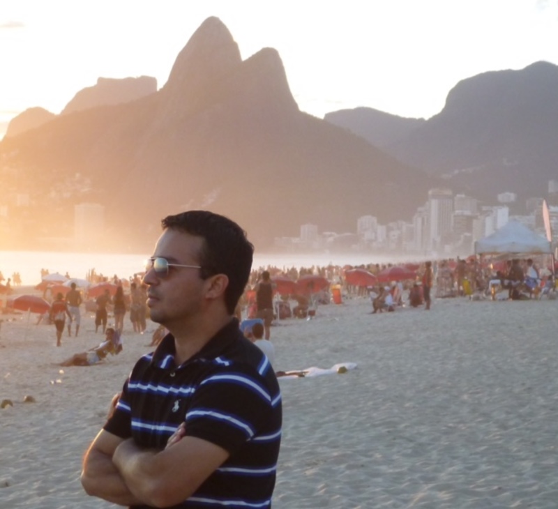 Date this exotic United States man Roberto from Dallas US16992