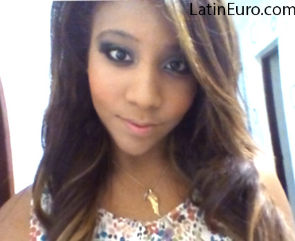 Date this good-looking Colombia girl Bianca from Medellin CO18606