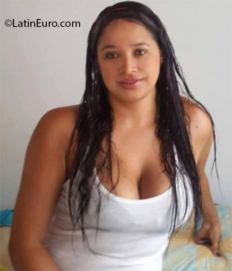 Date this georgeous Colombia girl Andrea from Medellin CO18608