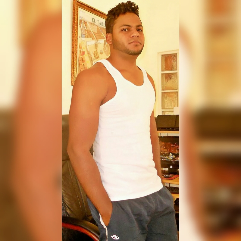 Date this tall Dominican Republic man Hector Cedano from Punta Cana DO24871
