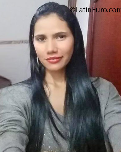 Date this funny Colombia girl Karol from Montelibano CO18643