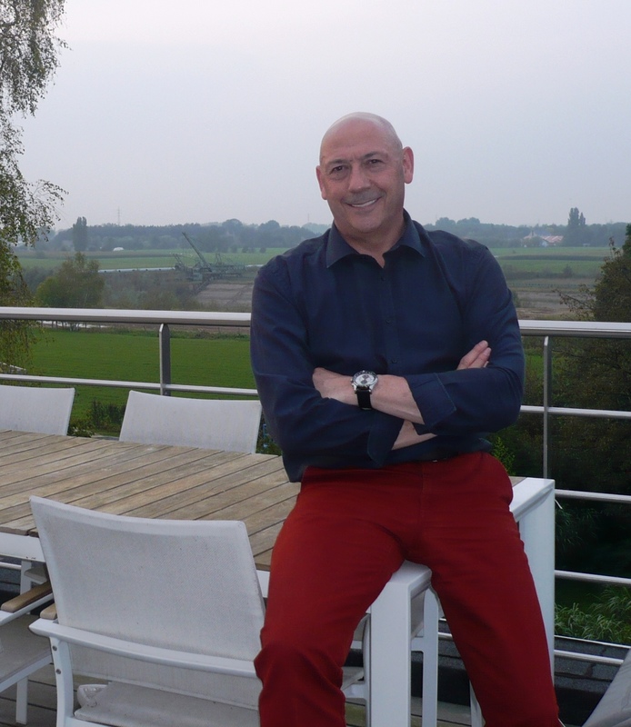 Date this lovely Belgium man Gigibeo from Antwerp BE99