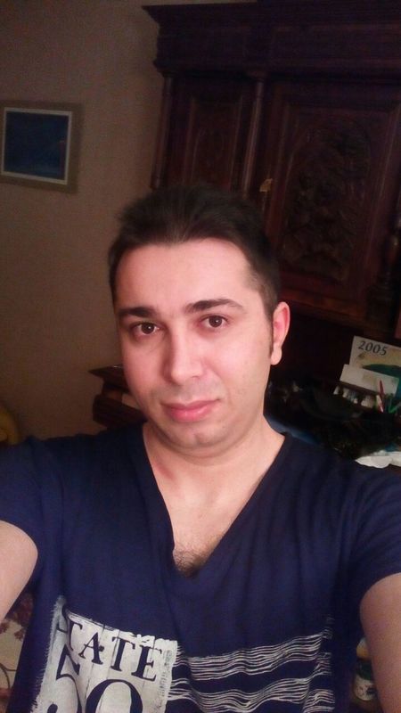 Date this hot France man David19888 from Lyon FR240