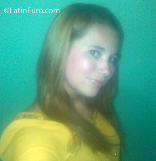 Date this good-looking Honduras girl Ismie from Choloma HN2043