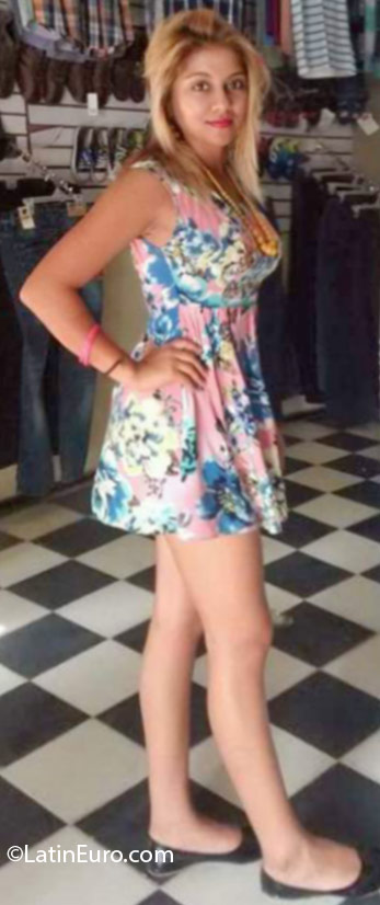 Date this young Honduras girl Jasmin from San Pedro Sula HN2054