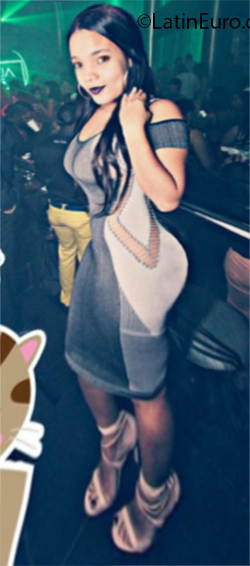 Date this funny Dominican Republic girl Stacy from Santo Domingo DO25158