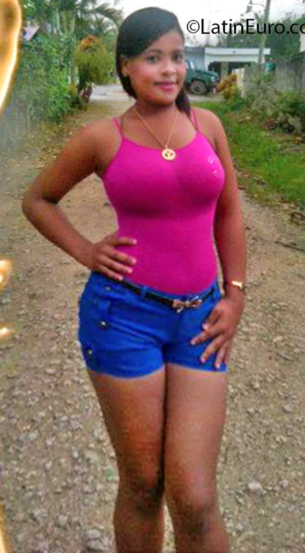Date this cute Dominican Republic girl Heidy from Santiago DO25157