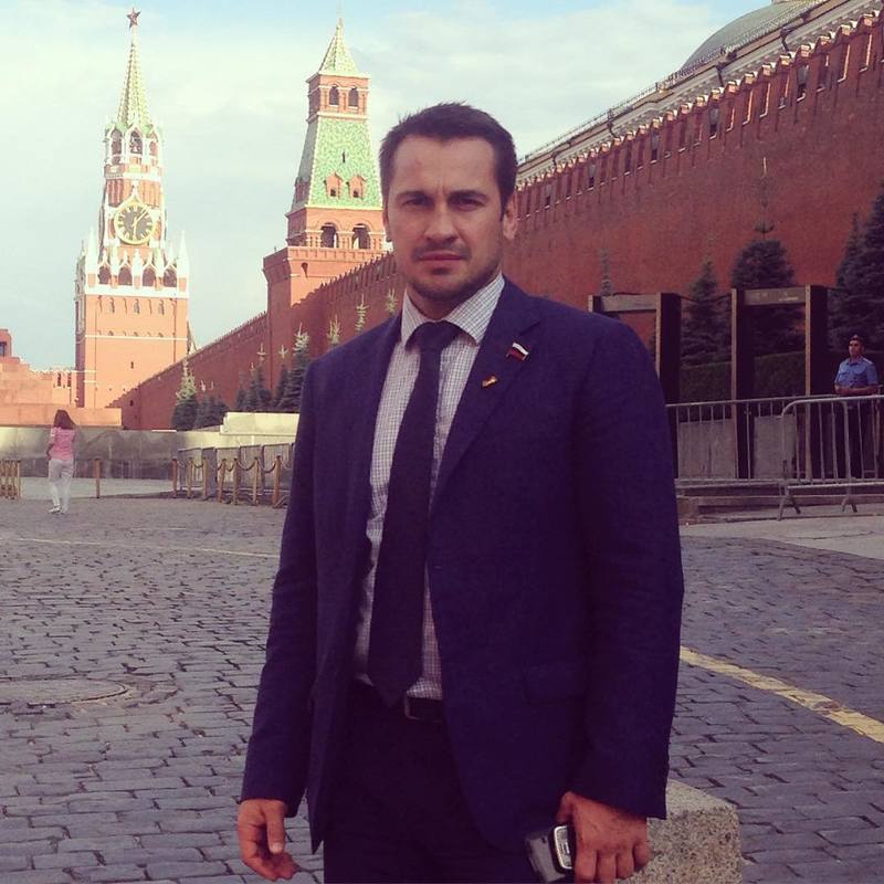 Date this stunning Russia man Dmitry from Moscow RU57