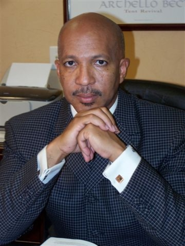 Date this hot United States man Dwight from Greensboro US17157