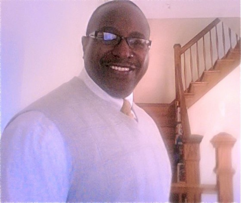 Date this hot United States man Benjaimin from Saint Louis US17187