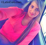 hot Colombia girl Yesenia from Armenia CO18827