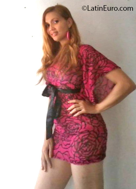 Date this lovely Dominican Republic girl Ivette from Santo Domingo DO25416