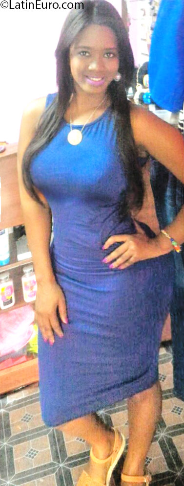 Date this fun Dominican Republic girl Carolina from Puerto Plata DO25441