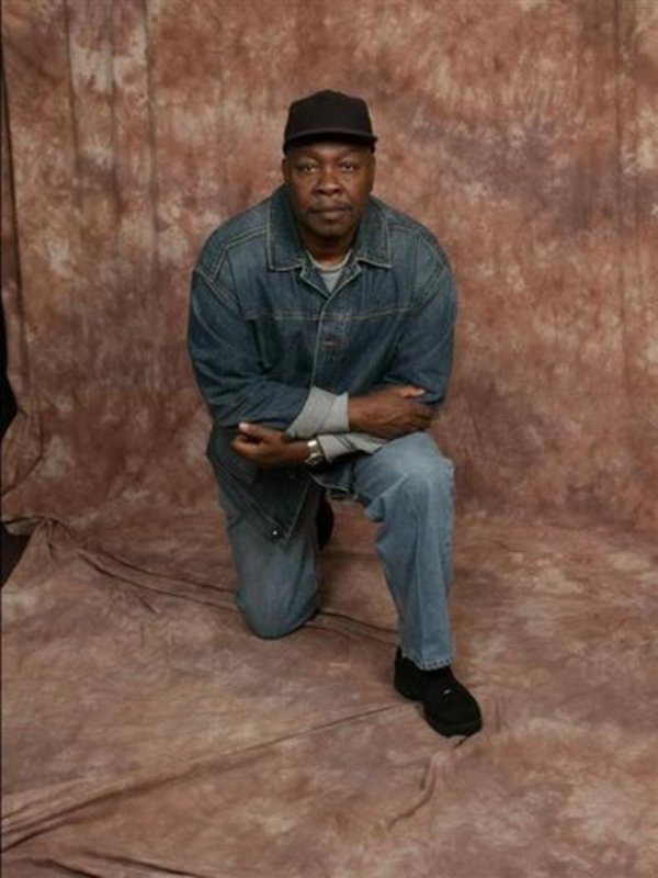 Date this foxy United States man Kingofsmoothe from Jacksonville US17287