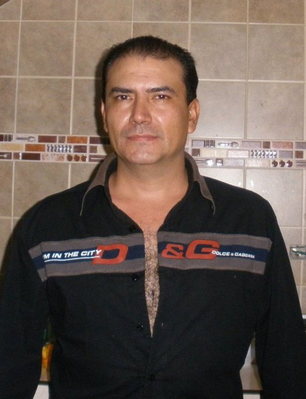 Date this pretty Colombia man German alonso s from Cali CO18903