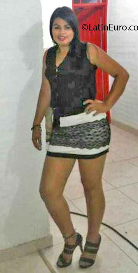 Date this good-looking Colombia girl Liliana from Cali CO18968