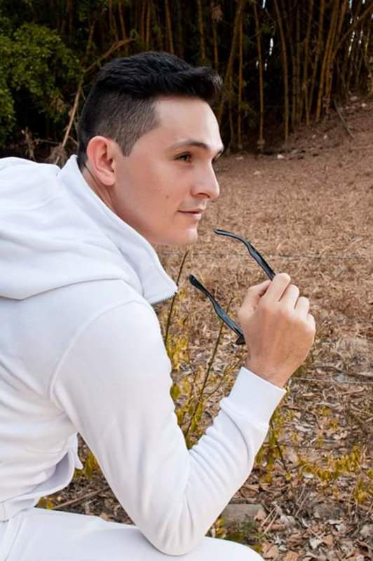 Date this stunning Colombia man Mver Stvez from Palmira CO18977