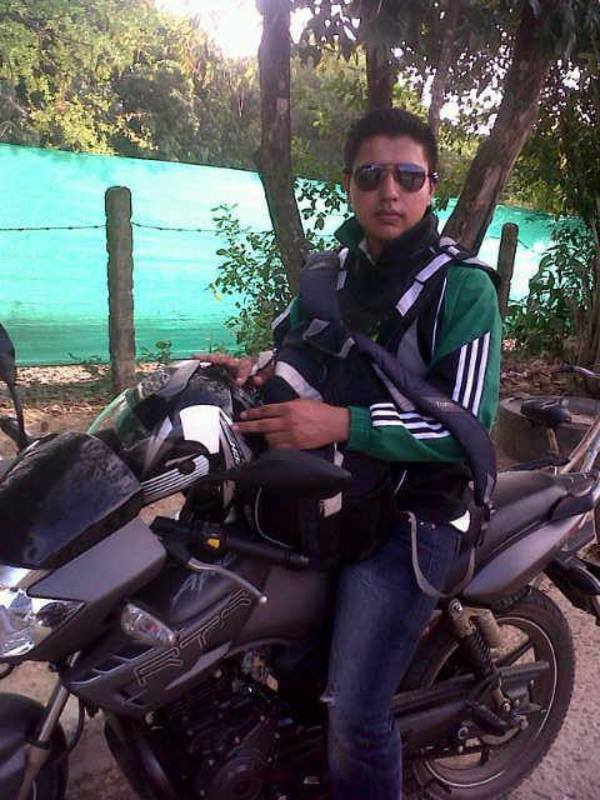 Date this gorgeous Colombia man Leonardo2811 from Bogota CO19081