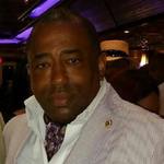 tall United States man Alfonso from New Rochelle US17495