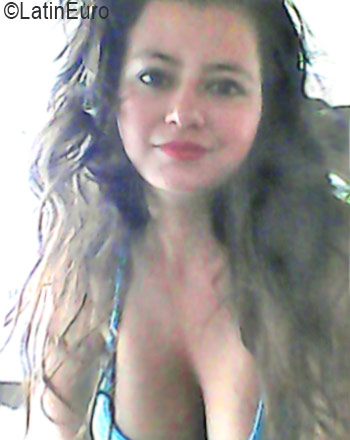 Date this happy Colombia girl Blanca from Bogota CO19171