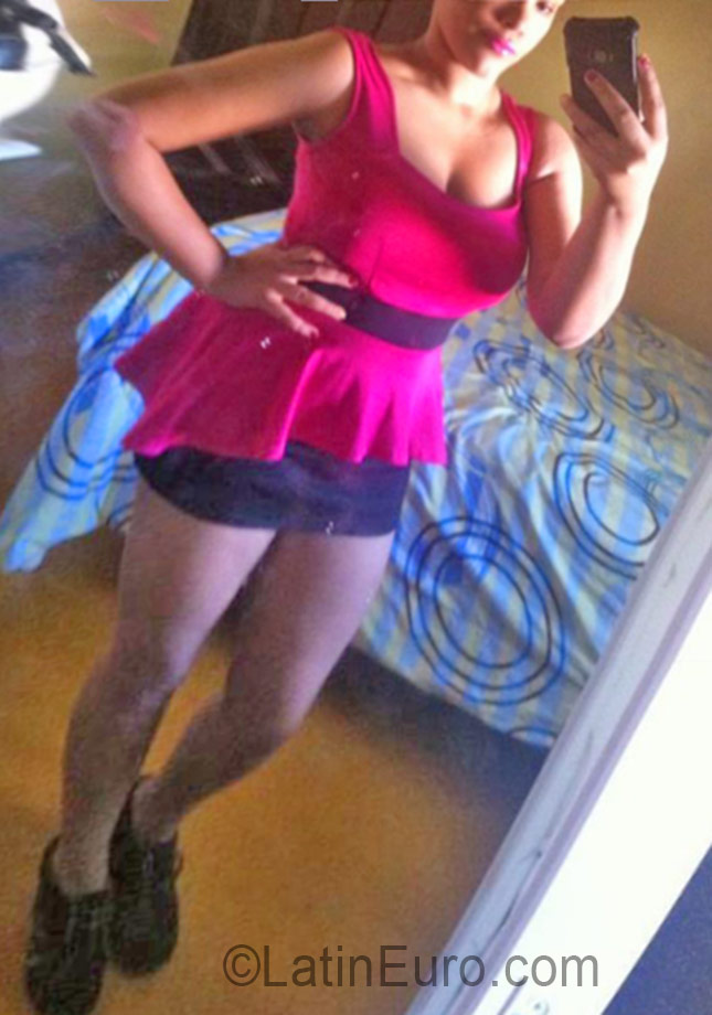 Date this hot Dominican Republic girl Idiany from Santiago DO26314