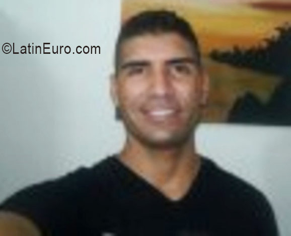 Date this charming Colombia man Gustavo from Turbo CO19399