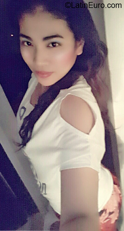 Date this young Philippines girl Rachel from Cebu City PH929