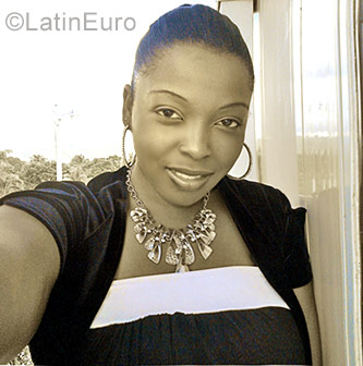 Date this georgeous Jamaica girl Crissy from Old Harbour Bay JM2368