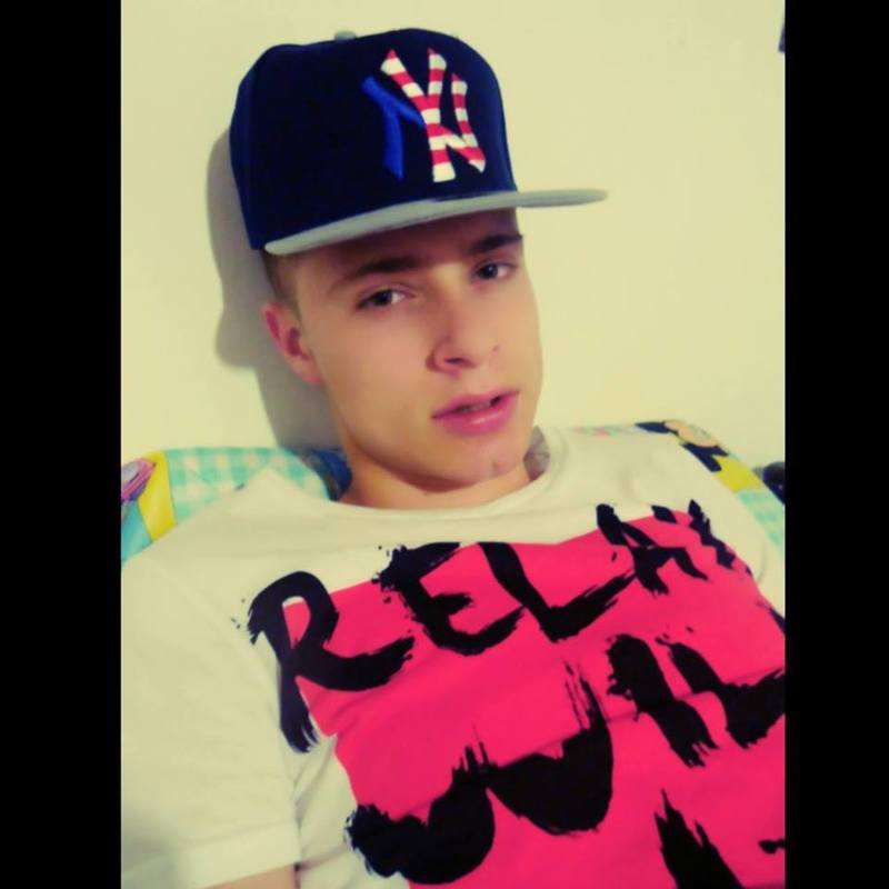 Date this hard body Colombia man Daniel perez from Pereira CO19842