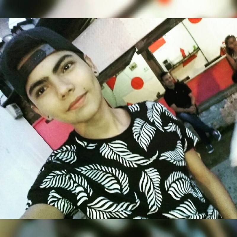 Date this hot Colombia man Camilo Triana from Manizales CO19915