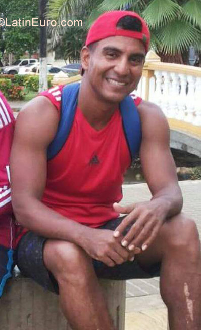 Date this delightful Colombia man Manuel from Cartagena CO20738