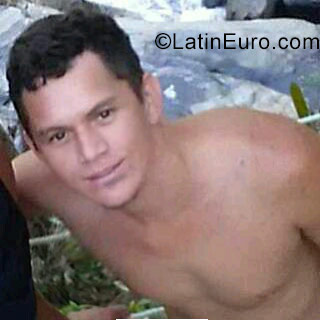 Date this gorgeous Brazil man Roberio from Fortaleza BR9983