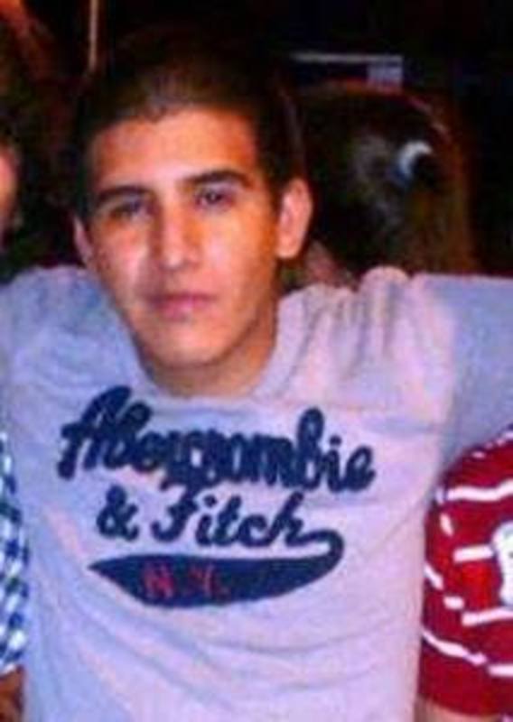 Date this tall Colombia man Cristian andres from Cali CO21348