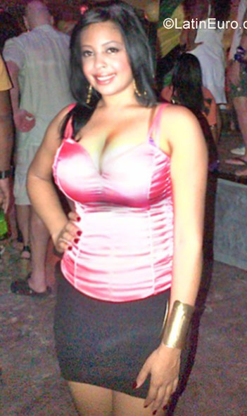 Date this attractive Dominican Republic girl Angela from Puerto Plata DO28858