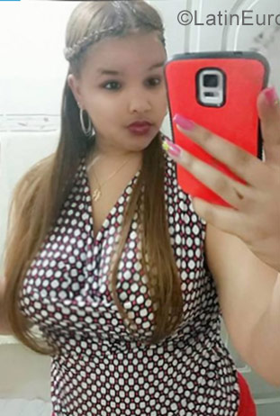 Date this charming Dominican Republic girl Mayreny from San Francisco De Macoris DO29042