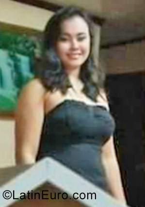 Date this attractive Philippines girl Honey from Lope de Vega PH961