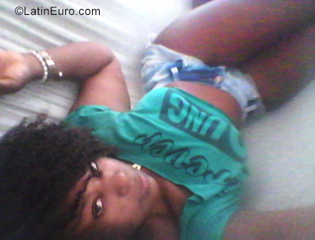 Date this tall Brazil girl Catiene from Salvador BR10594