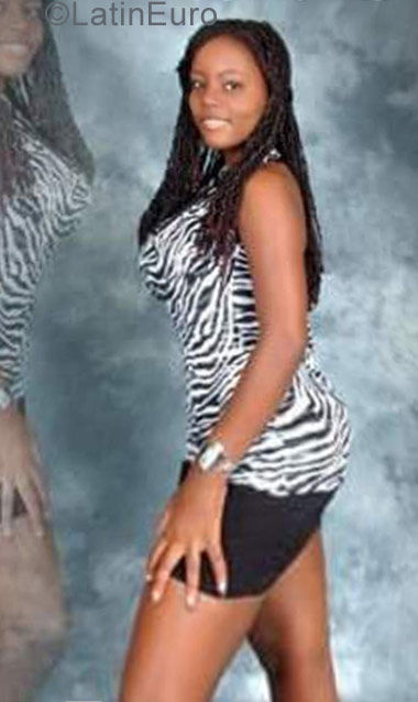 Date this hot Dominican Republic girl Alex from Santo Domingo DO29256