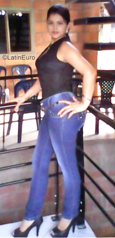 Date this hot Colombia girl Luznaiy from Medellin CO22263