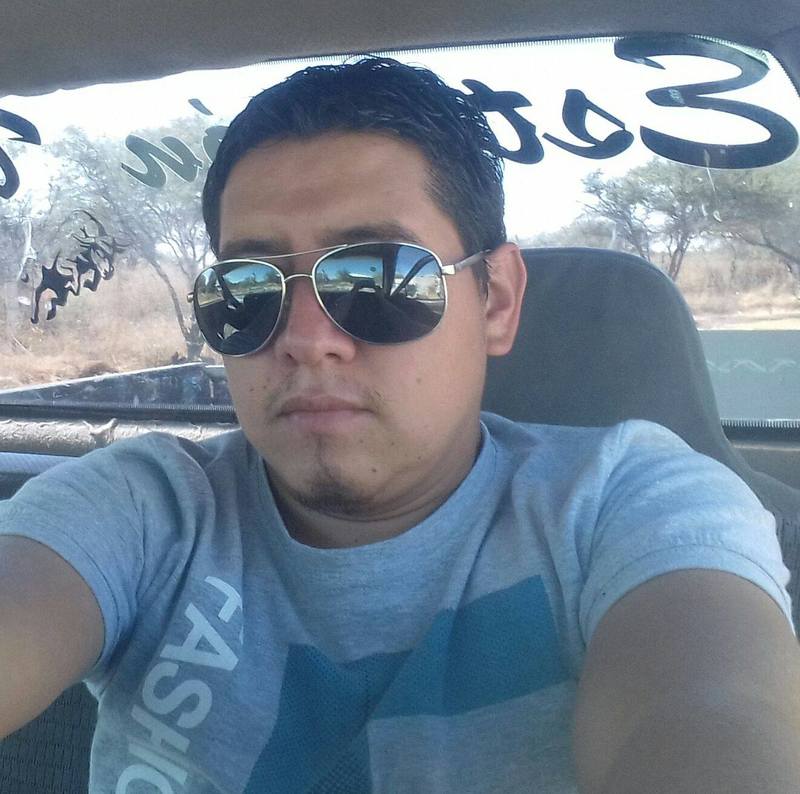 Date this athletic Mexico man CARLOS from Guanajuato MX1514