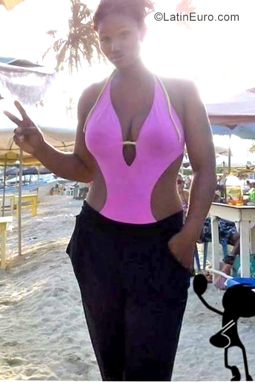 Date this tall Dominican Republic girl Marisol from Santo Domigo DO30216