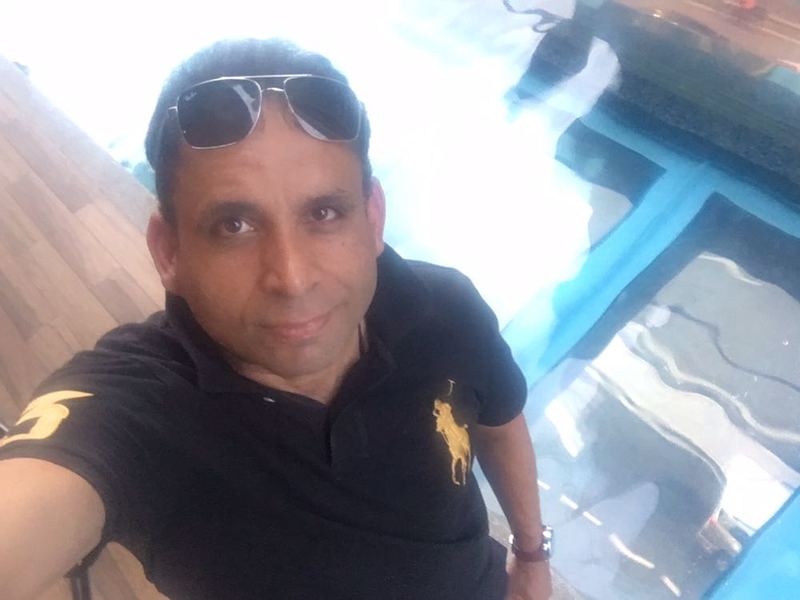Date this happy United Kingdom man Naz from London GB929