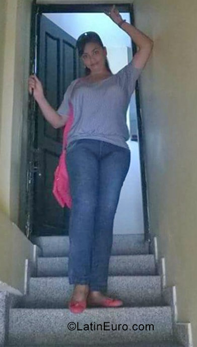 Date this funny Colombia girl Monica from Barranquilla CO30849