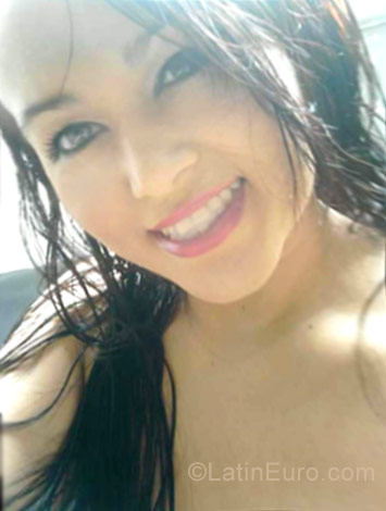 Date this sensual Brazil girl Lee from Sao Paulo BR10280
